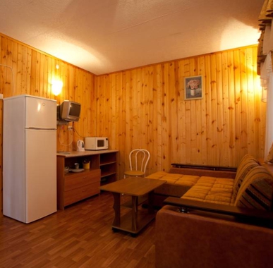 Дома с удобствами на 4 человек - Турбаза Заря