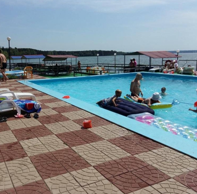 Дома с удобствами на 4 человек - Турбаза Заря