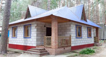 фото домов в турбазе Заря